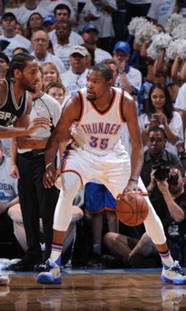 Durant scores 41 points, Thunder beat Spurs to tie series